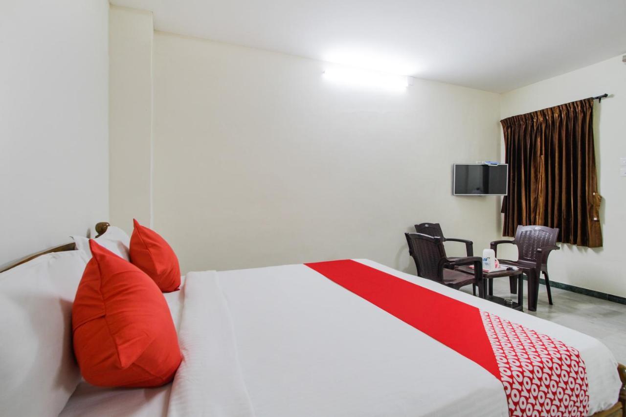 Oyo 62220 Hotel Stay Inn Kalyan Bagian luar foto