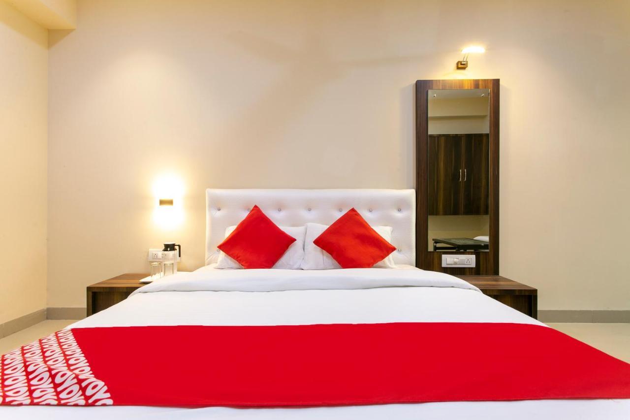 Oyo 62220 Hotel Stay Inn Kalyan Bagian luar foto